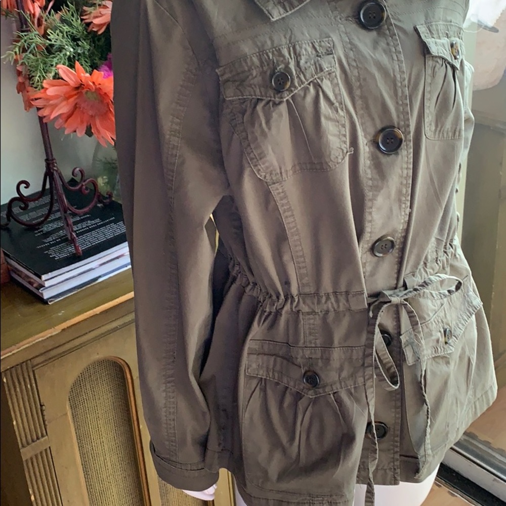 Jacket - Picture 5 of 16